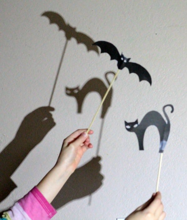 If you love Halloween, don't miss these super fun printable shadow puppet templates that make telling spooky stories a whole lot more fun!