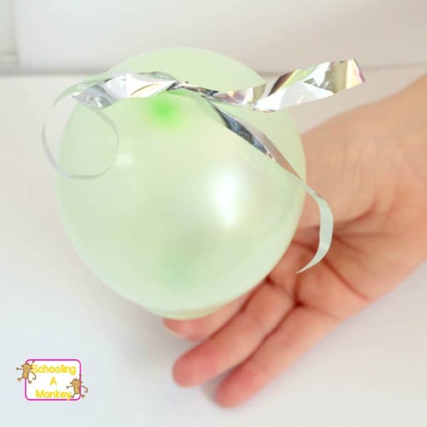 Want a super-easy science demonstration for static electricity? This static electricity for kids experiment is easy and fun for kids of all ages.