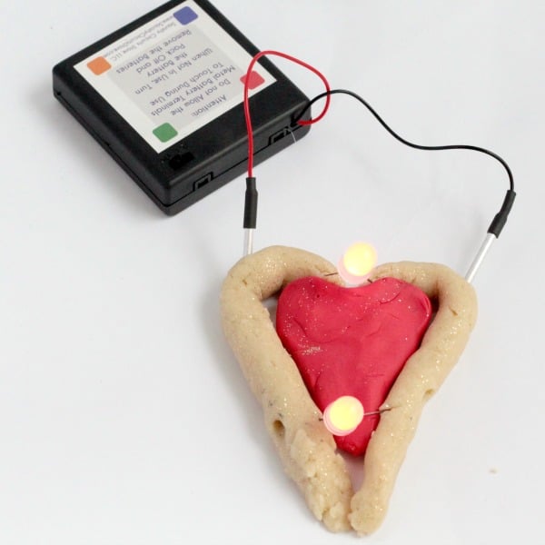 Kids will love this fun Valentine's Day STEM activity featuring Squishy Circuits! Learn all about circuits this Valentine's Day!