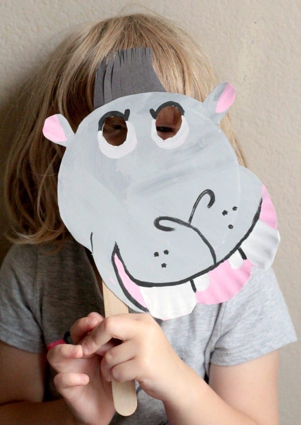 These adorable DIY The Lion Guard paper plate masks are the perfect way to play along with The Lion Guard! It's the perfect preschool craft!
