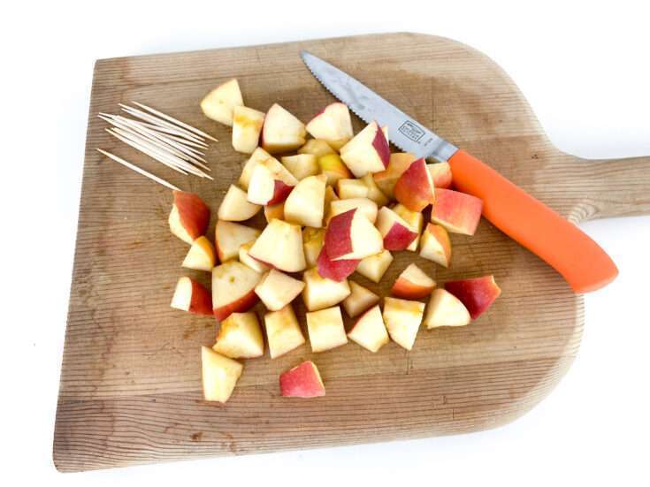 Apple Tower STEM Challenge Lesson Plan for Elementary